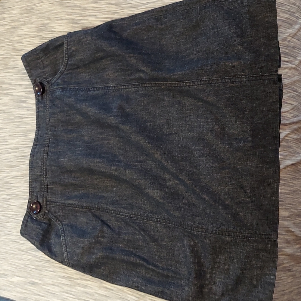 Jean skirt with front pockets